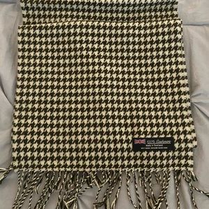 NWOT 100% Cashmere Scarf Checkered, Brown, Beige